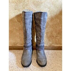 SO Gray Tall Knee High Riding Boots Size 7 Faux Leather 2" Heels Zip Up Back